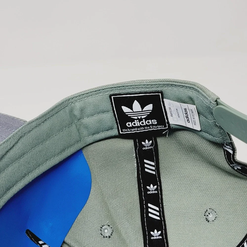 Adidas Originals Icon Snapback 2.0 Hat Mens OSFM Silver Green Trefoil GB4038